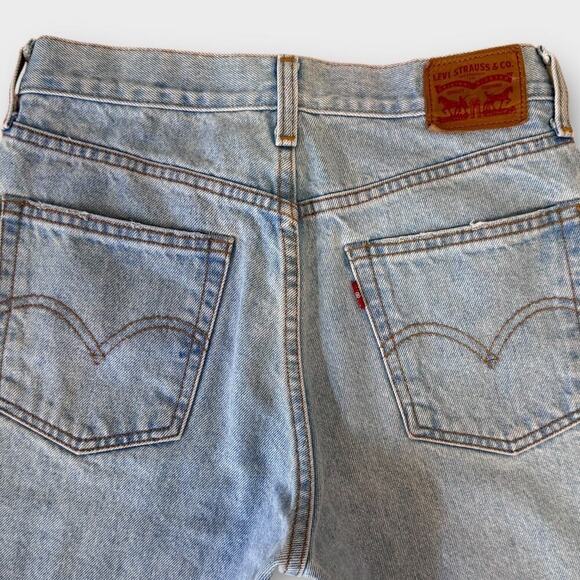 Levi’s 501 Original Fit Button Fly Distressed Knee Raw Hem Jeans, Women’s 27 - Picture 3 of 10